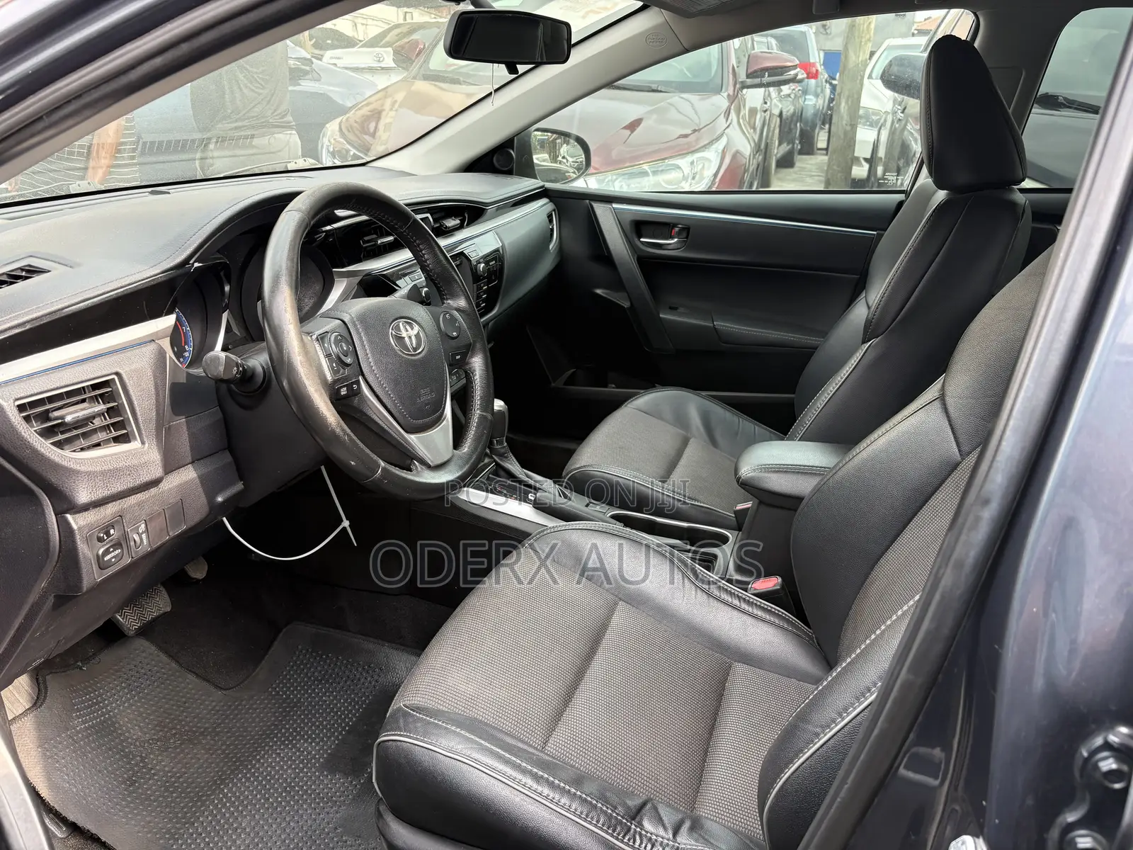 Toyota Corolla S Plus 4dr Sedan (1.8L 4cyl 6M) 2015 Gray