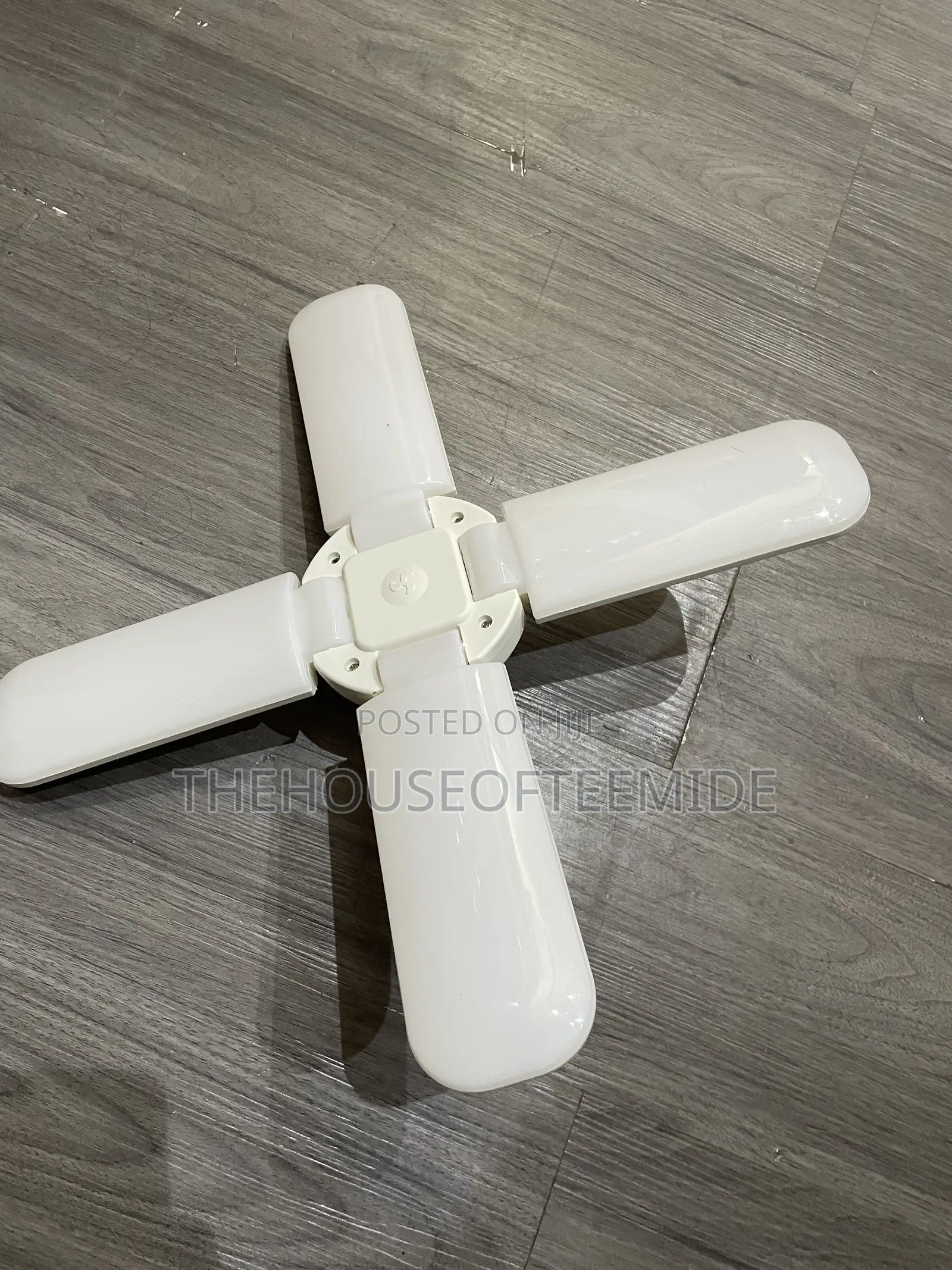 Fan Blade Led Bulb Light