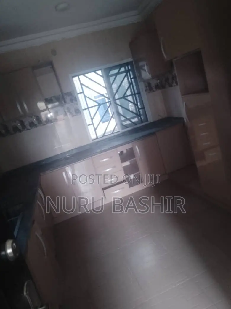 4bdrm Duplex in Akoto Estate, Akala Express for rent
