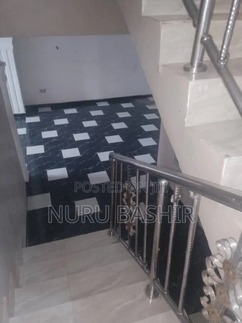 4bdrm Duplex in Akoto Estate, Akala Express for rent