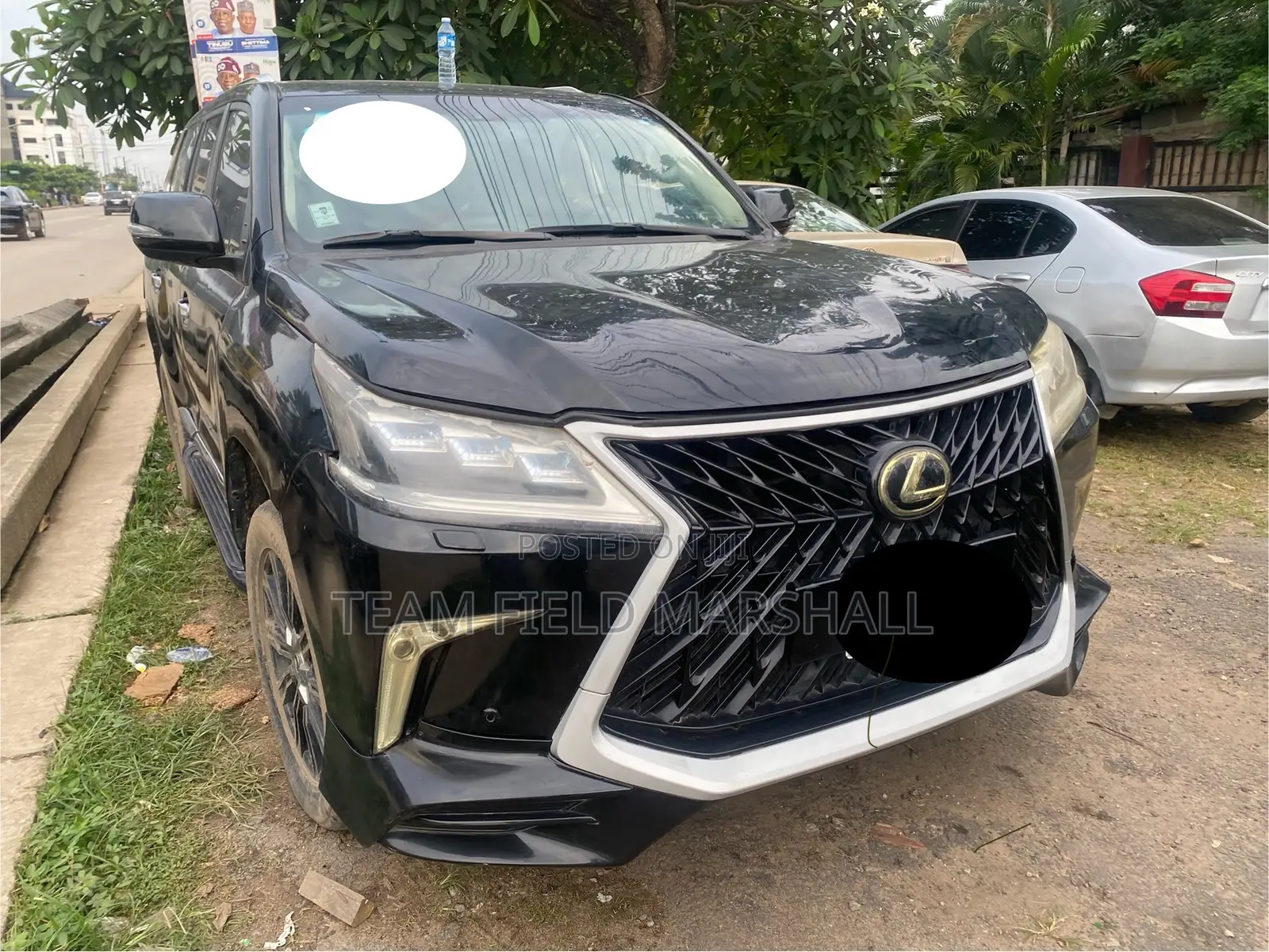 Lexus LX 570 AWD 2013 Black