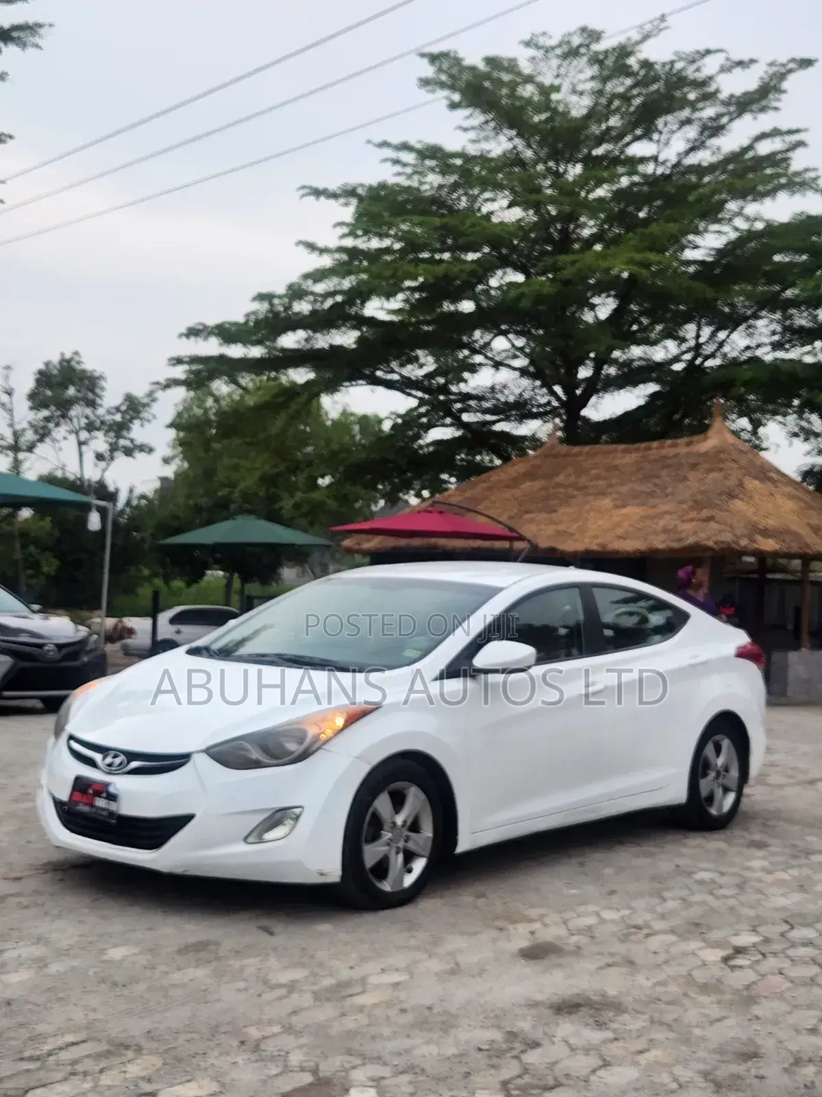 Hyundai Elantra 2013 White