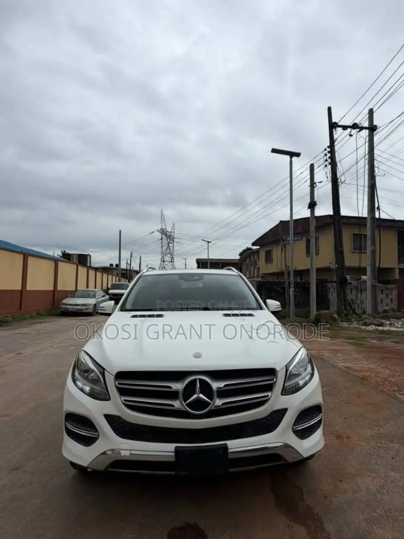 Mercedes-Benz GLE-Class GLE 350d 4MATIC 2016 White