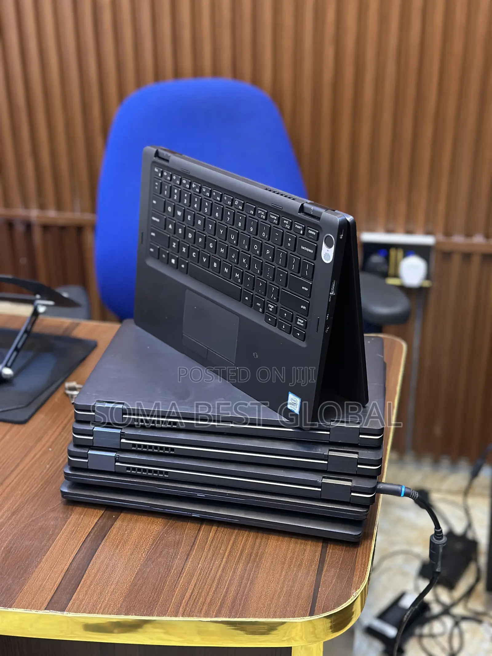 Laptop Dell Latitude 5300 2-in-1 8GB Intel Core i7 SSD 256GB