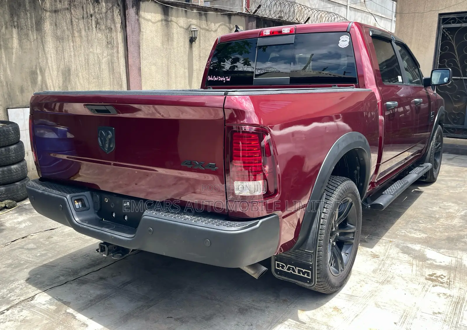 RAM 1500 Classic SLT Fleet Regular Cab 4WD LB 2023 Red