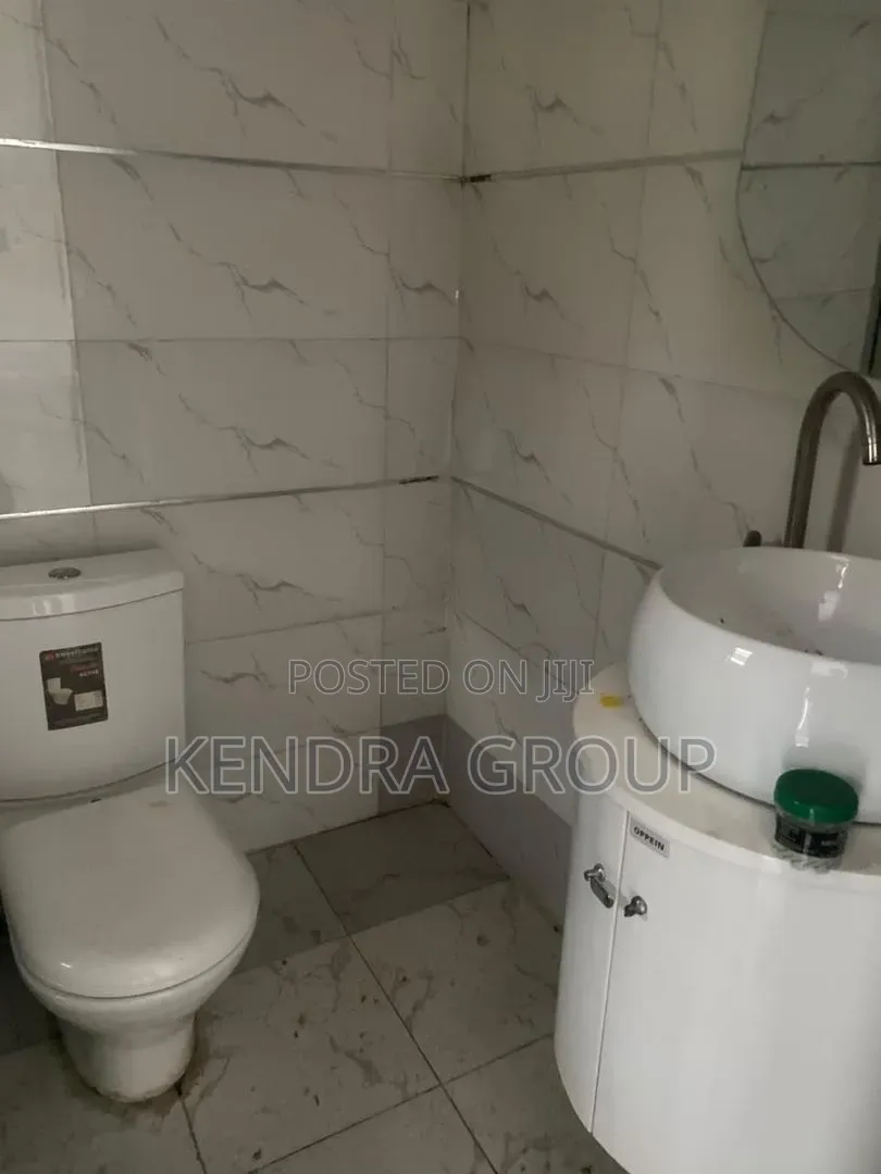 5bdrm Duplex in Orchid, Ikota for rent