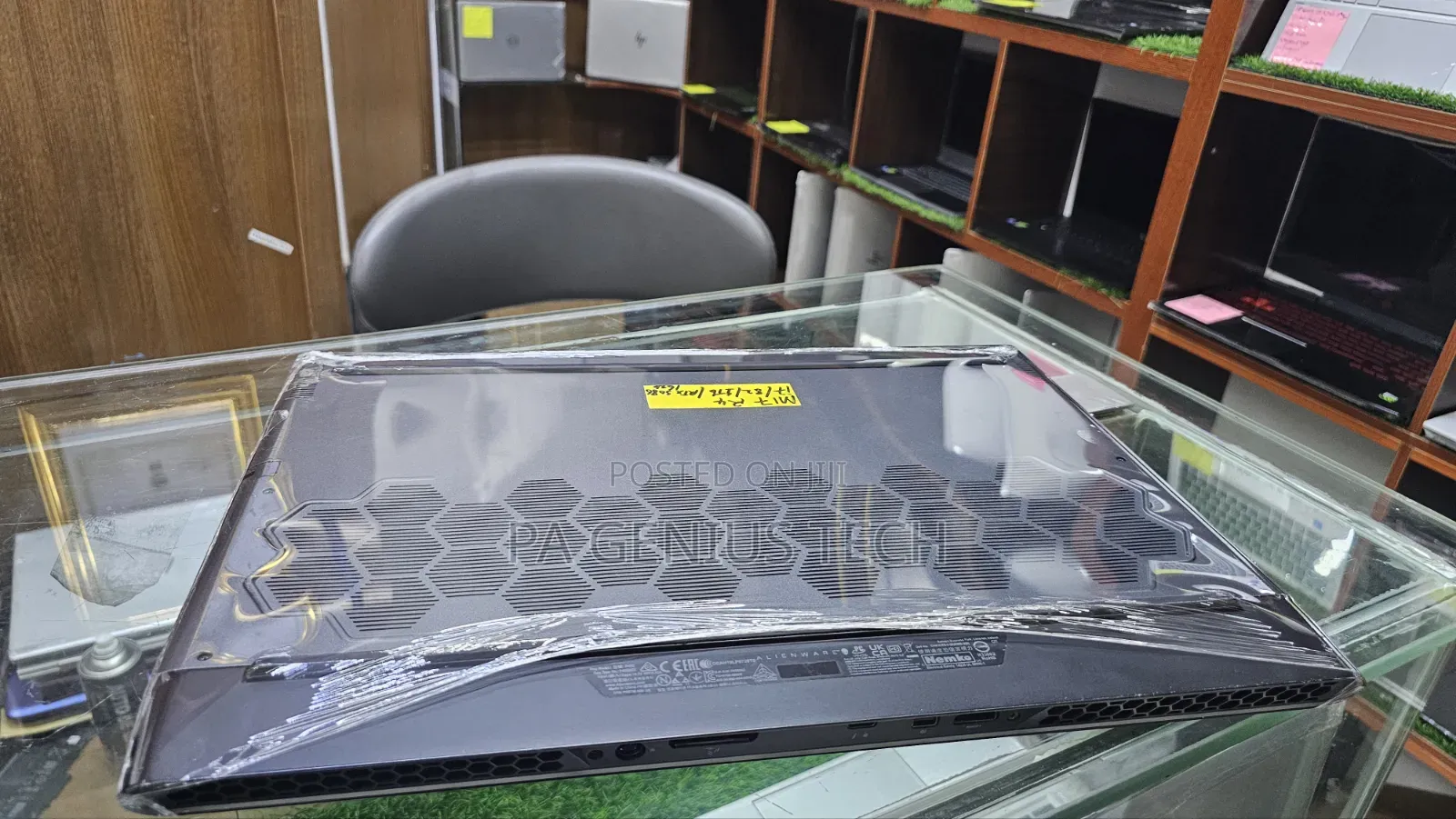 Laptop Alienware M17 R4 32GB Intel Core i7 SSD 1T