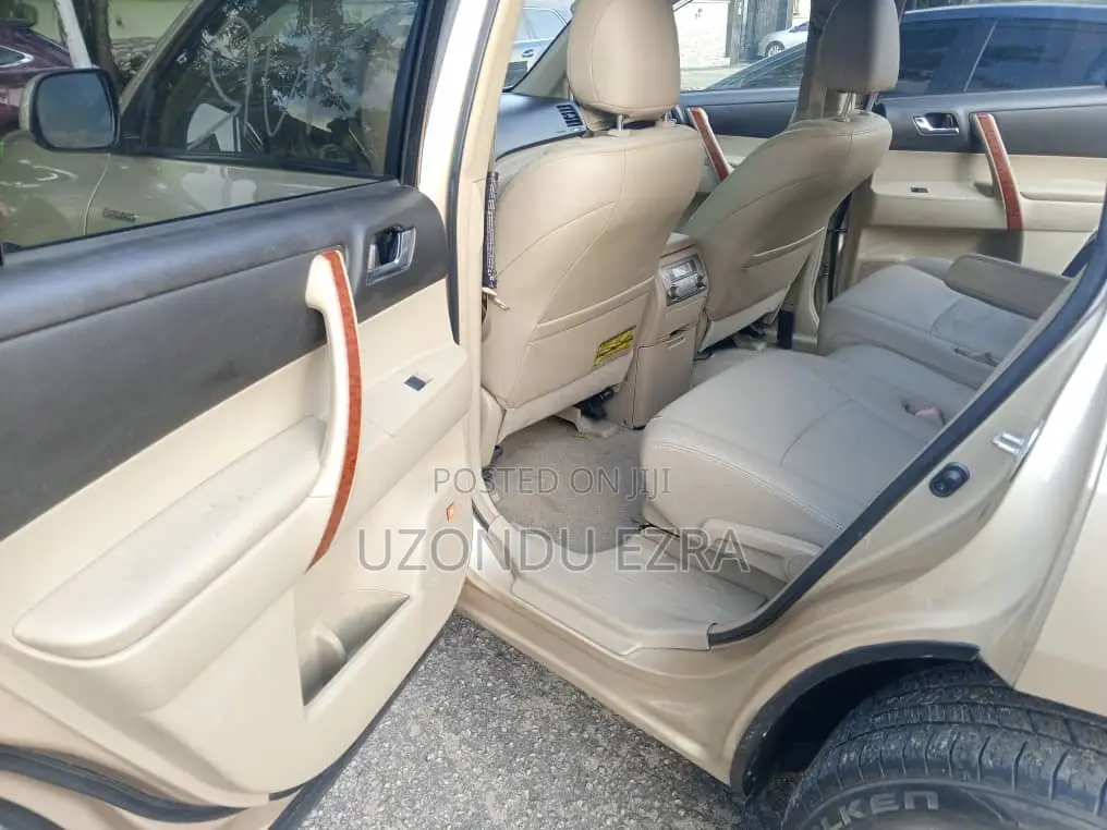 Toyota Highlander Limited 4x4 2008 Gold