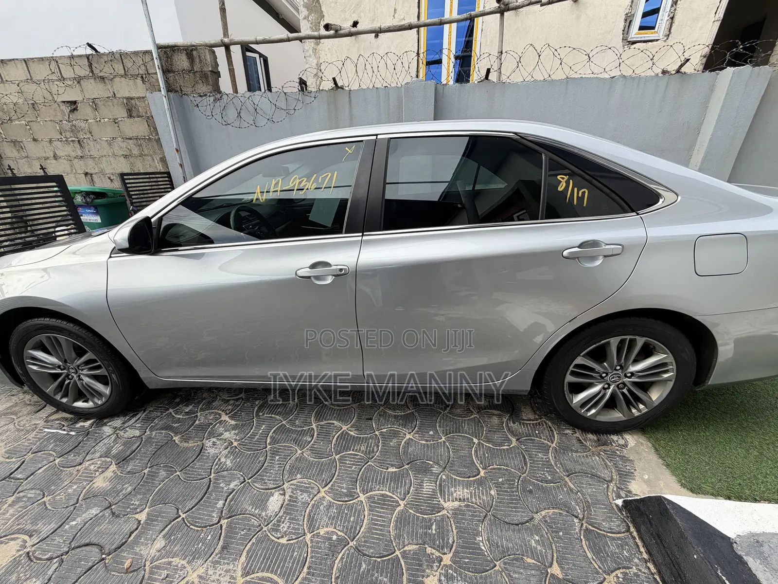 Toyota Camry SE 4dr Sedan (2.5L 4cyl 6A) 2015 Silver