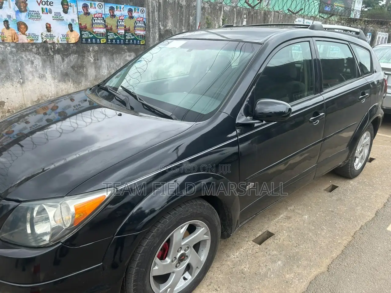 Pontiac Vibe Automatic 2004 Black