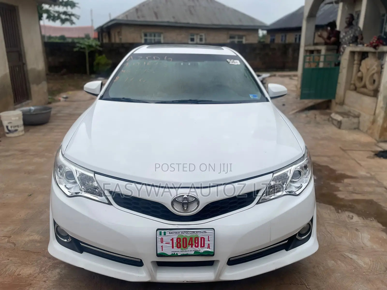 Toyota Camry SE Limited Edition 4dr Sedan (2.5L 4cyl 6A) 2012 White