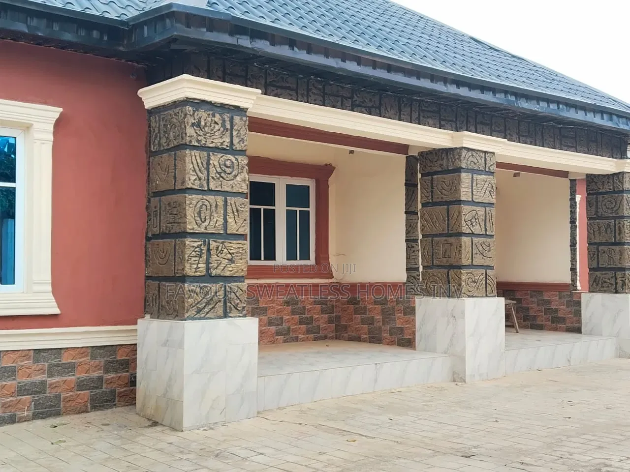 3bdrm Block of Flats in Makogi, Obafemi-Owode for sale