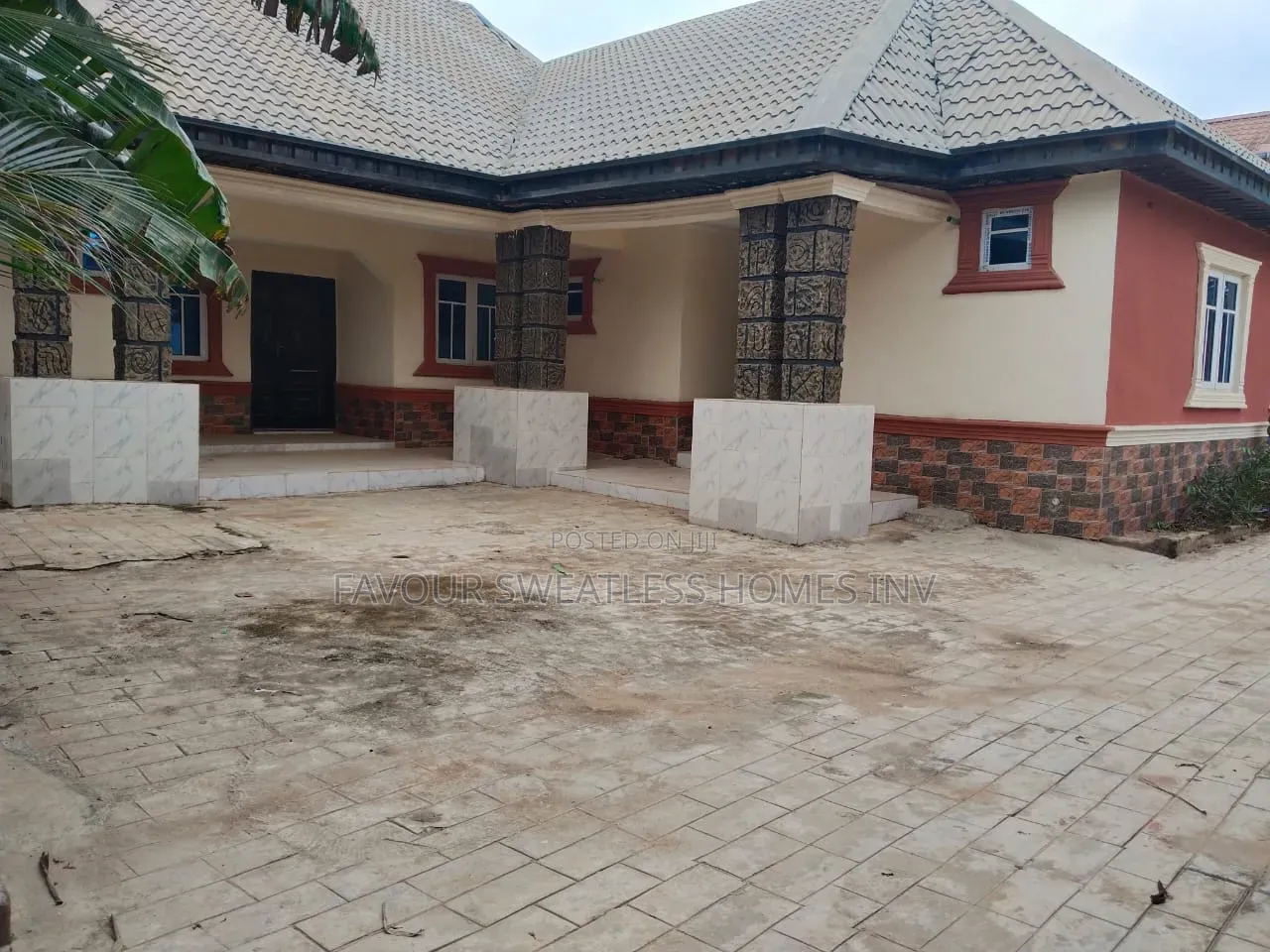 3bdrm Block of Flats in Makogi, Obafemi-Owode for sale