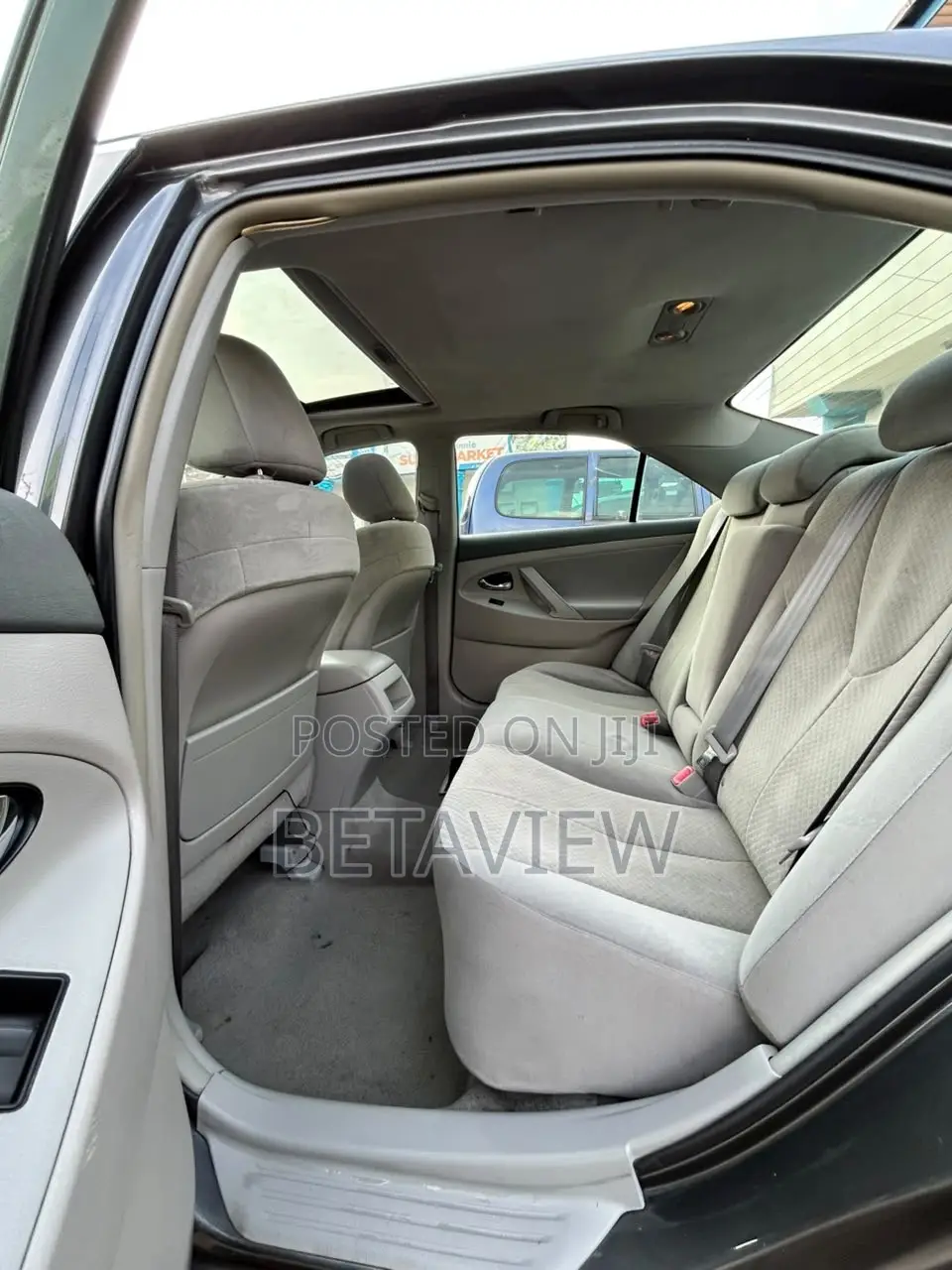 Toyota Camry LE 4dr Sedan (2.4L 4cyl 5A) 2008 Gray