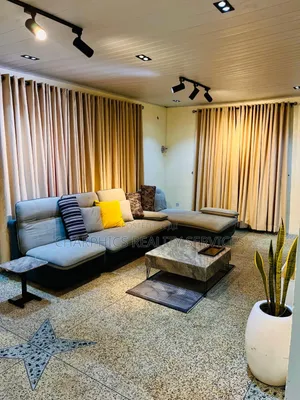 Furnished 3bdrm Apartment in Adelabu for rent