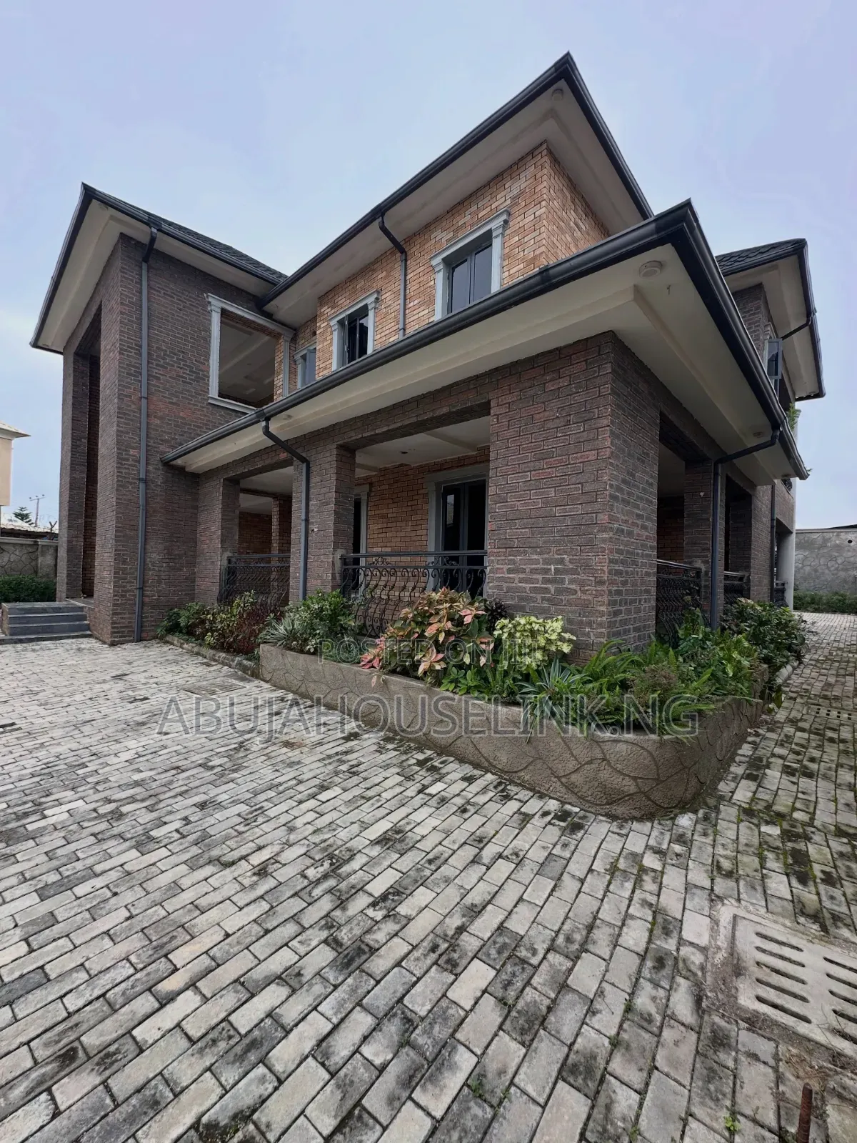 5bdrm Duplex in Lokogoma Abuja for sale