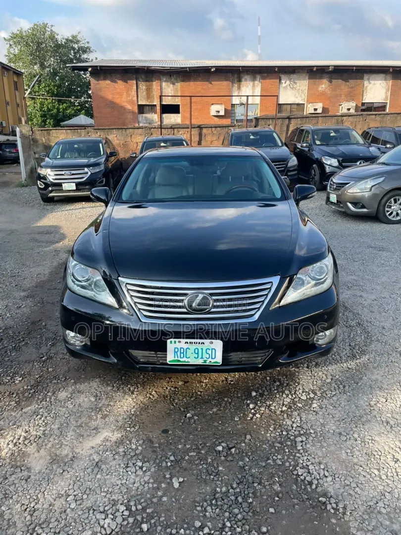 Lexus LS 460 2010 Black