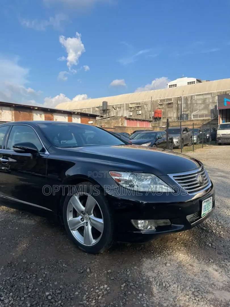 Lexus LS 460 2010 Black