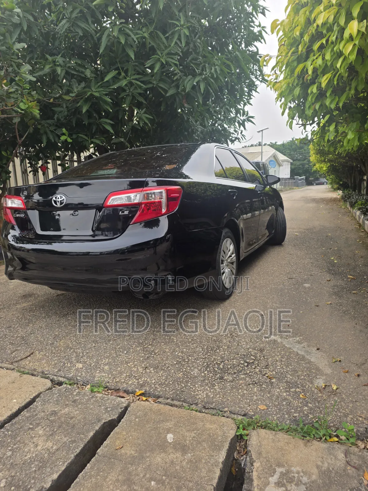 Toyota Camry LE 4dr Sedan (2.5L 4cyl 6A) 2013 Black