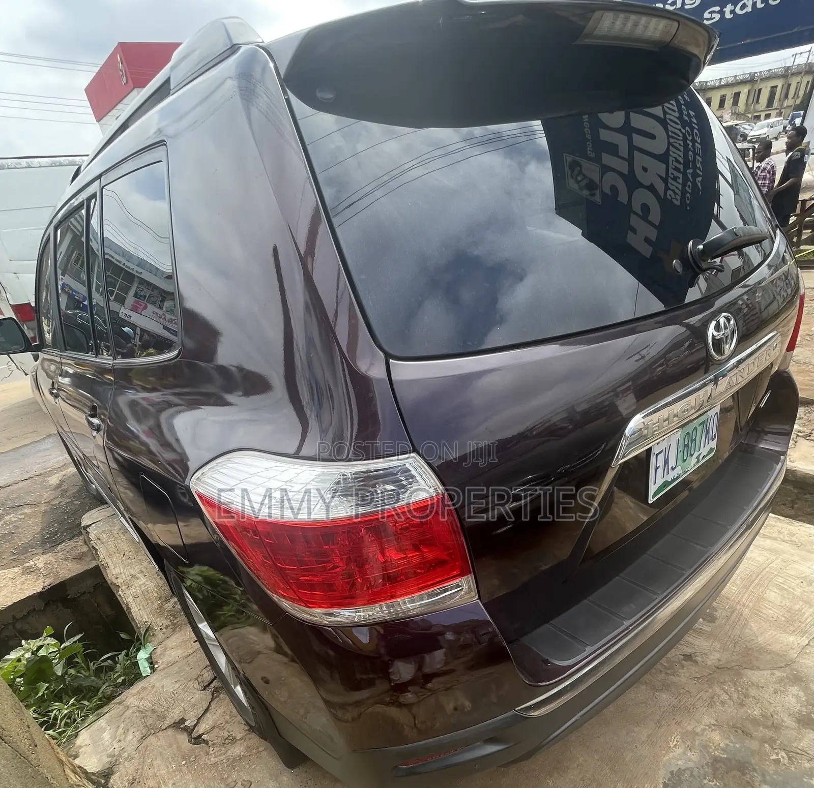 Toyota Highlander 3.5L 4WD 2013 Burgundy
