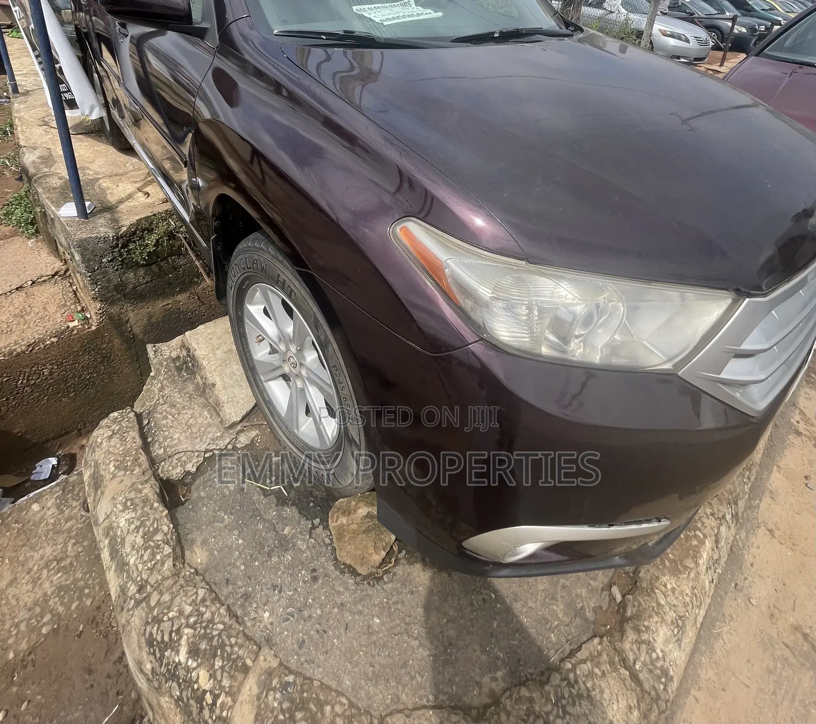 Toyota Highlander 3.5L 4WD 2013 Burgundy