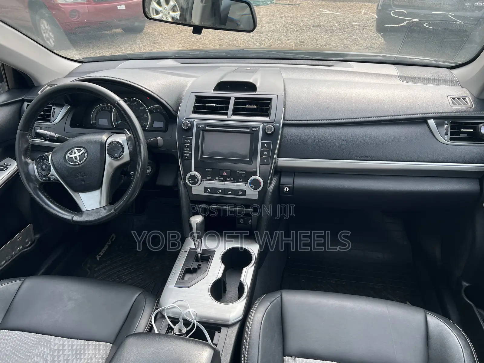 Toyota Camry SE 4dr Sedan (2.5L 4cyl 6A) 2012 Black