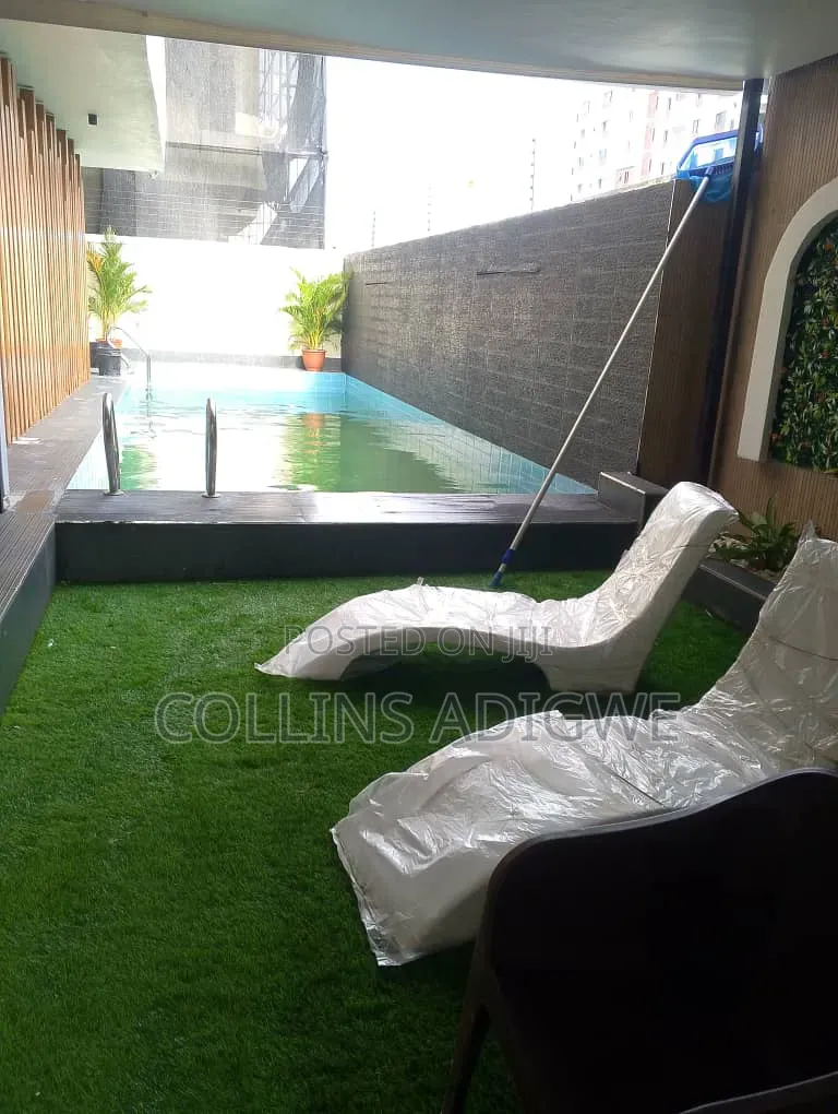 2bdrm Apartment in Lekki Phase 1 for sale