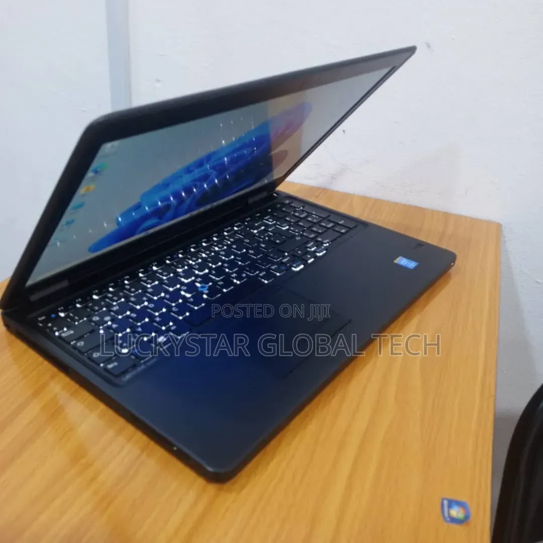 Laptop Dell Latitude E5500 16GB Intel Core i5 HDD 256GB