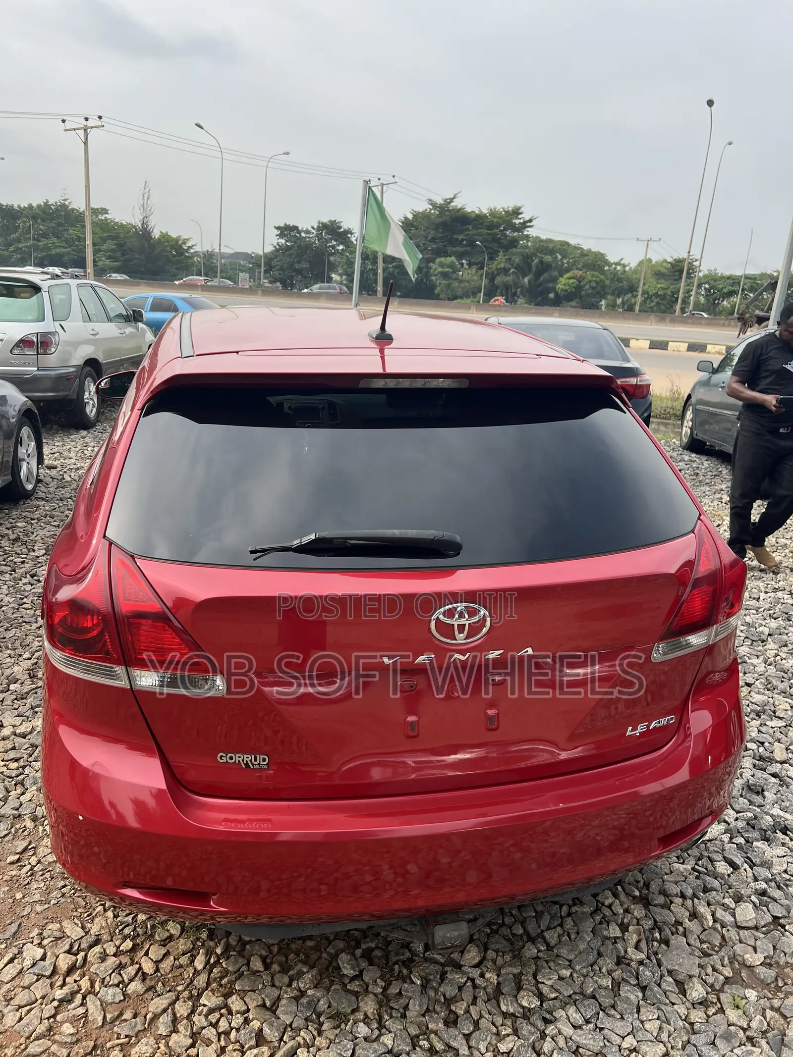 Toyota Venza LE 4dr Wagon AWD (2.7L 4cyl 6A) 2015 Red