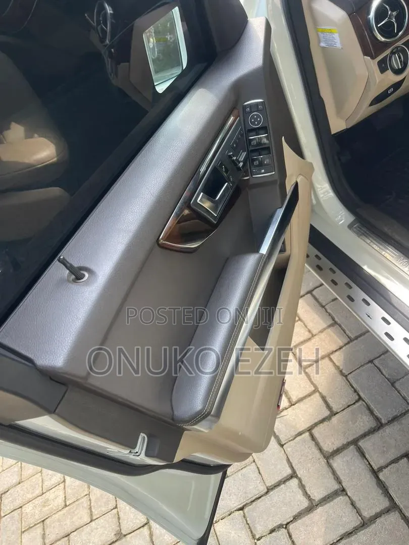 Mercedes-Benz GLK-Class 350 4MATIC 2013 White