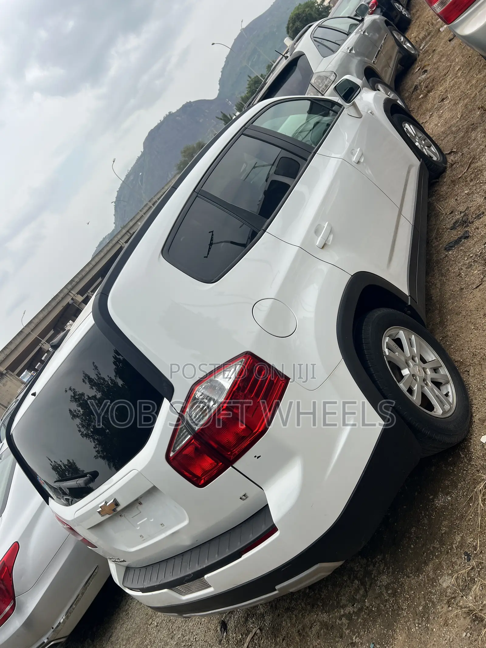 Chevrolet Orlando 1.8 2012 White