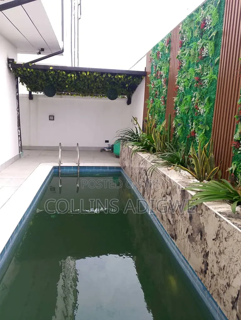 5bdrm Duplex in Lekki Phase 1 for sale