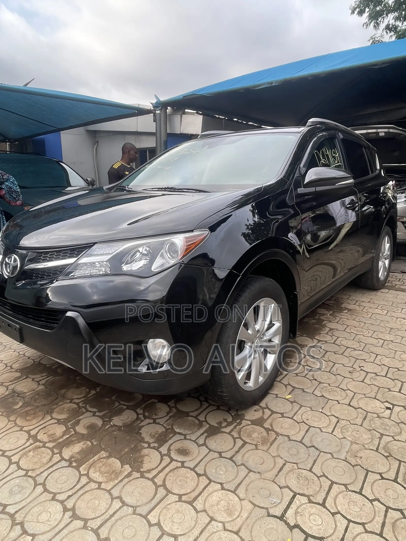 Toyota RAV4 LE 4dr SUV AWD (2.5L 4cyl 6A) 2014 Black