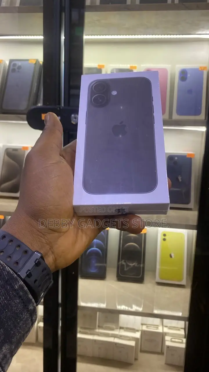 New Apple iPhone 16 256 GB Black