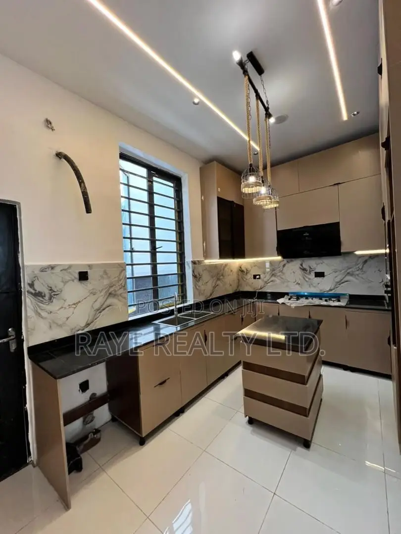4bdrm Duplex in Ajah for sale