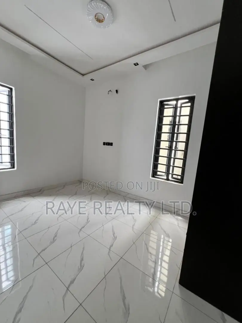 4bdrm Duplex in Ajah for sale