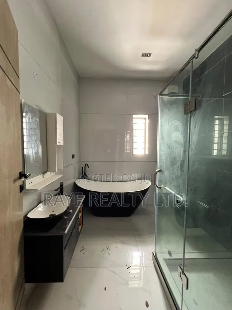 4bdrm Duplex in Ajah for sale