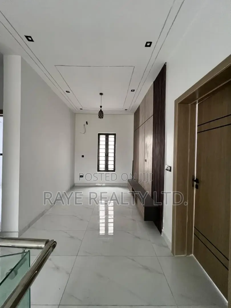 4bdrm Duplex in Ajah for sale