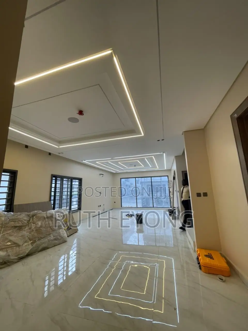 4bdrm House in Banana Island for rent