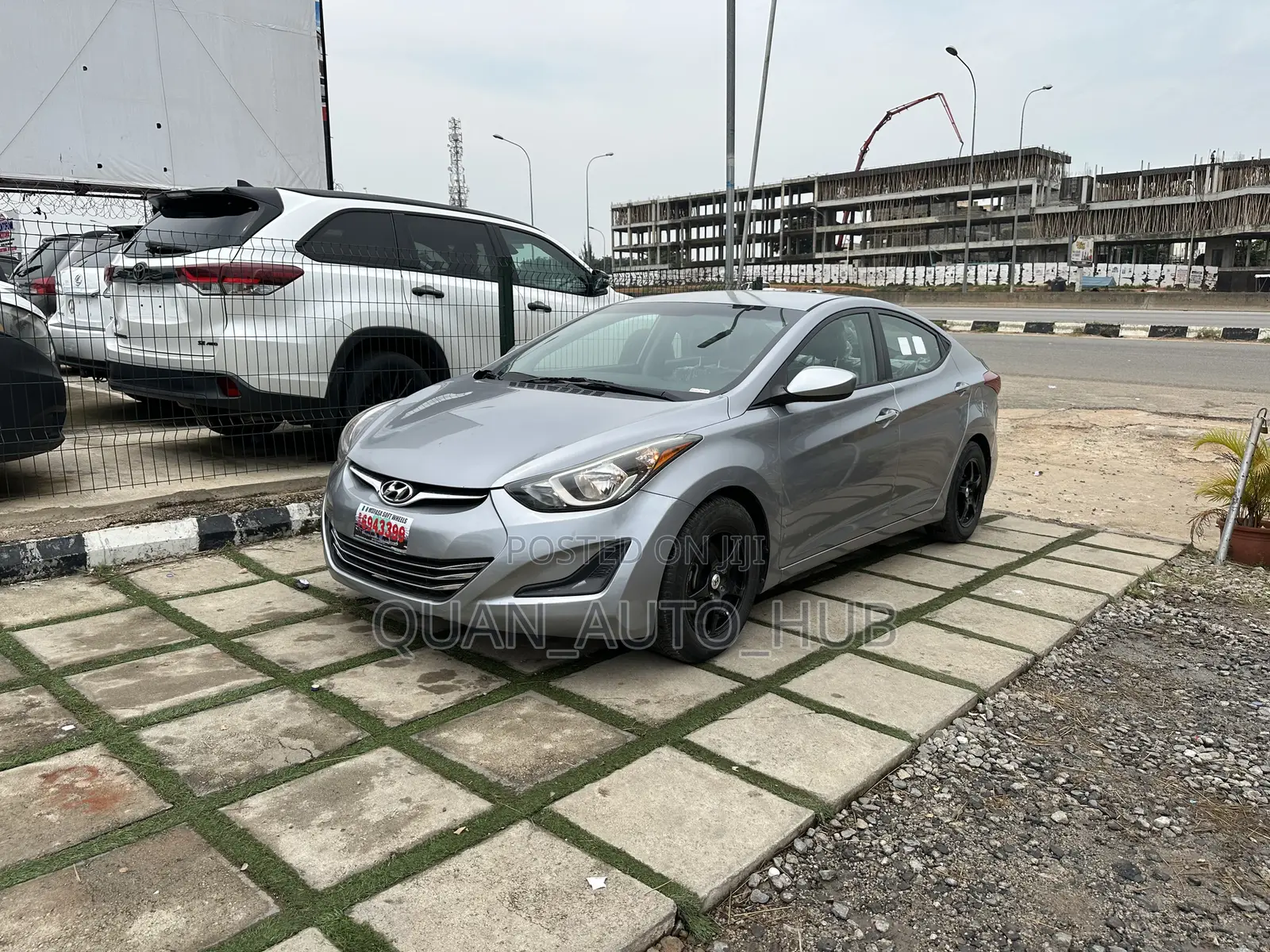 Hyundai Elantra SE 4dr Sedan (1.8L 4cyl 6M) 2015 Silver