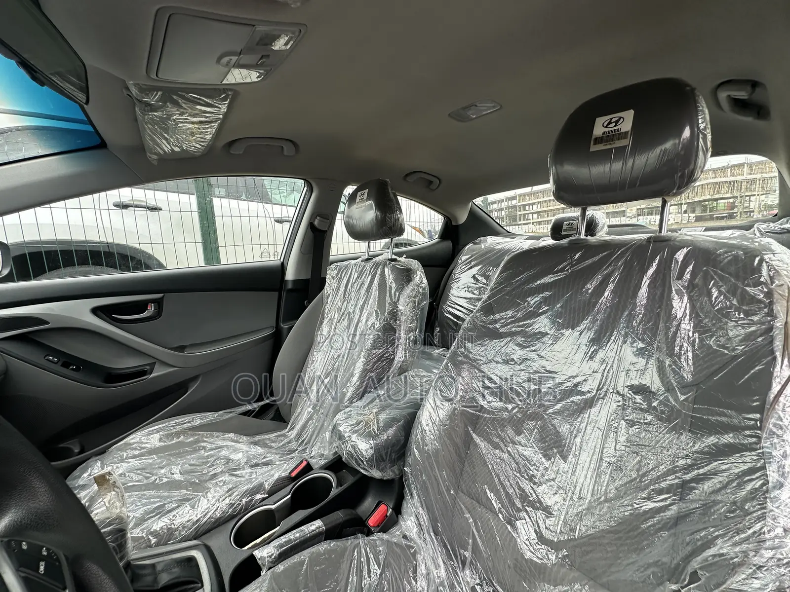 Hyundai Elantra SE 4dr Sedan (1.8L 4cyl 6M) 2015 Silver