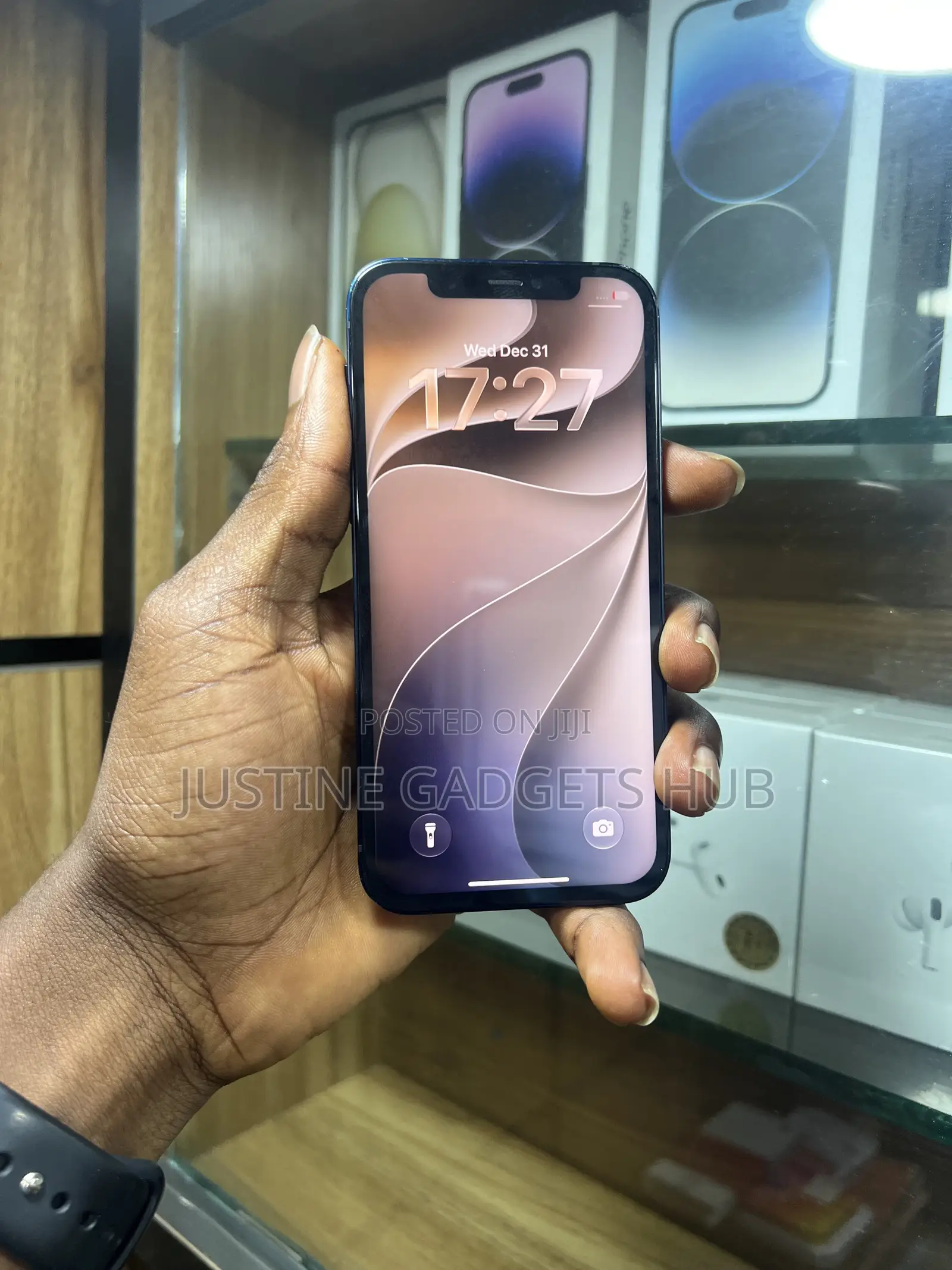 Apple iPhone 12 64 GB Black
