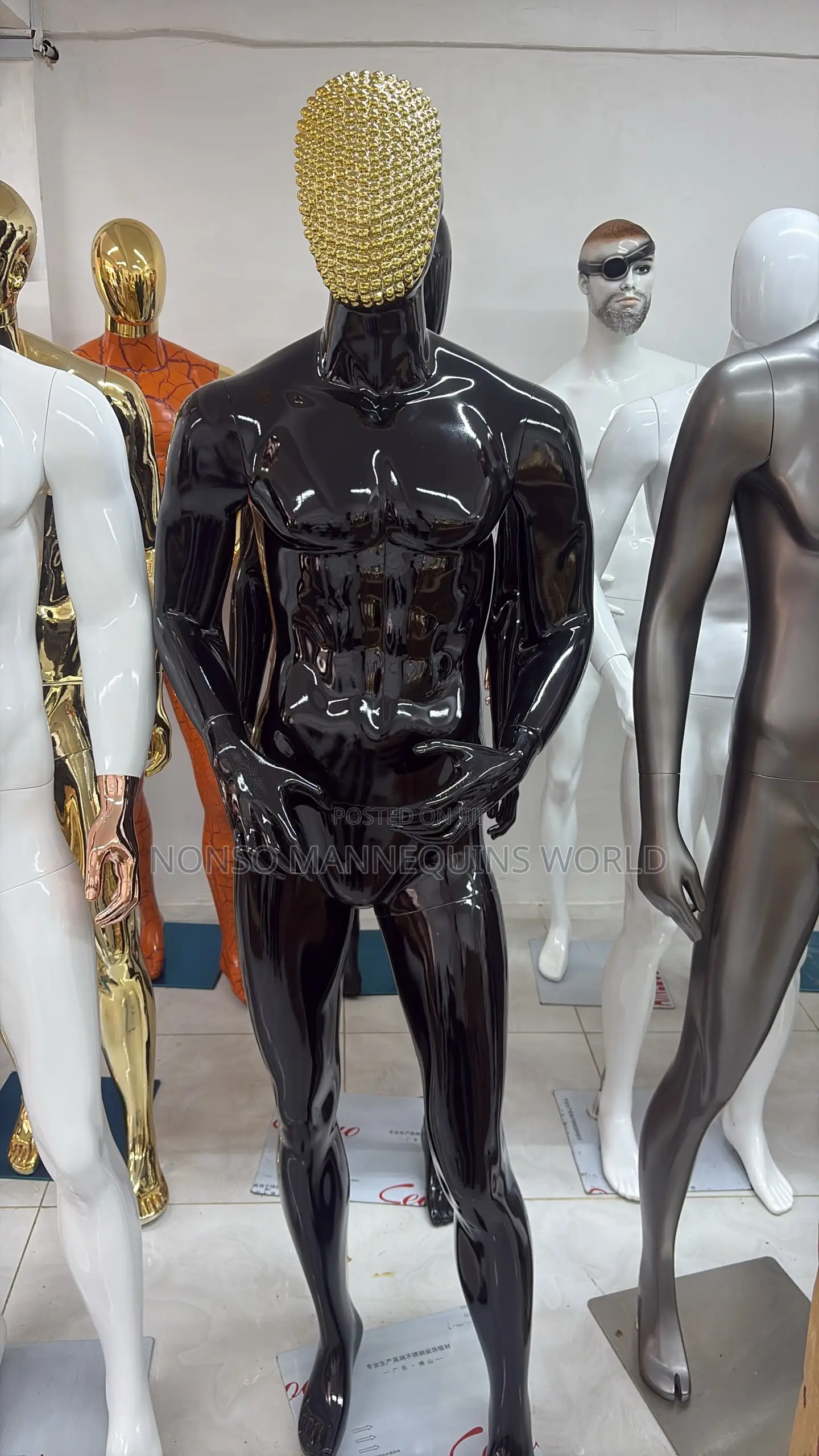 High Quality Male Stone Face Black Fibre Mannequin