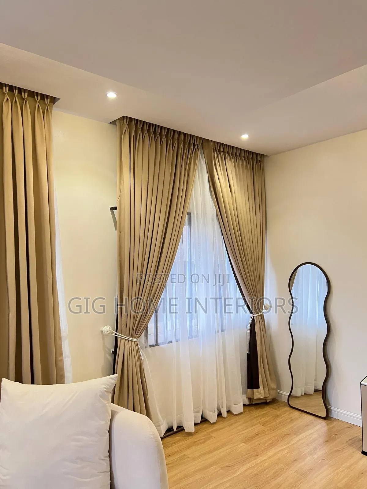 Drips Beige Color Curtains