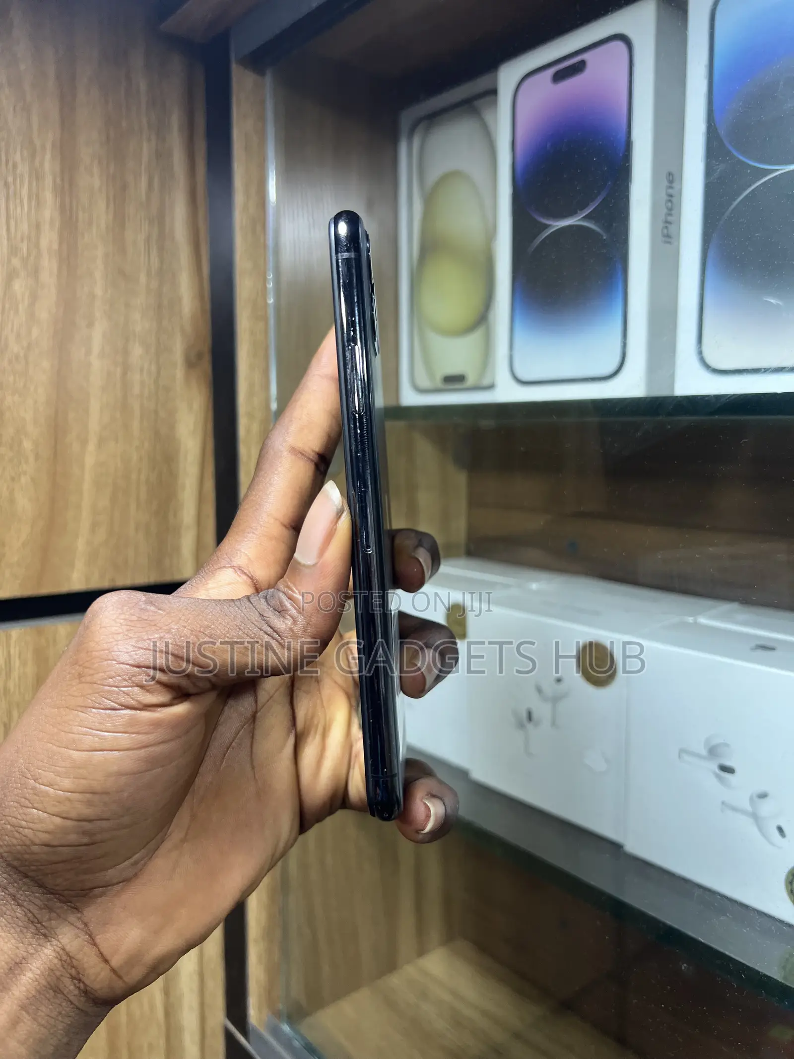 Apple iPhone 11 64 GB Black