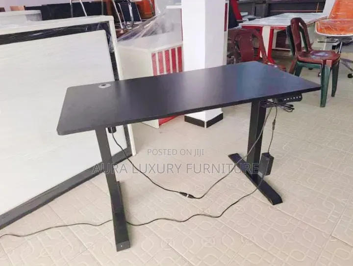 Adjustable Electric Table