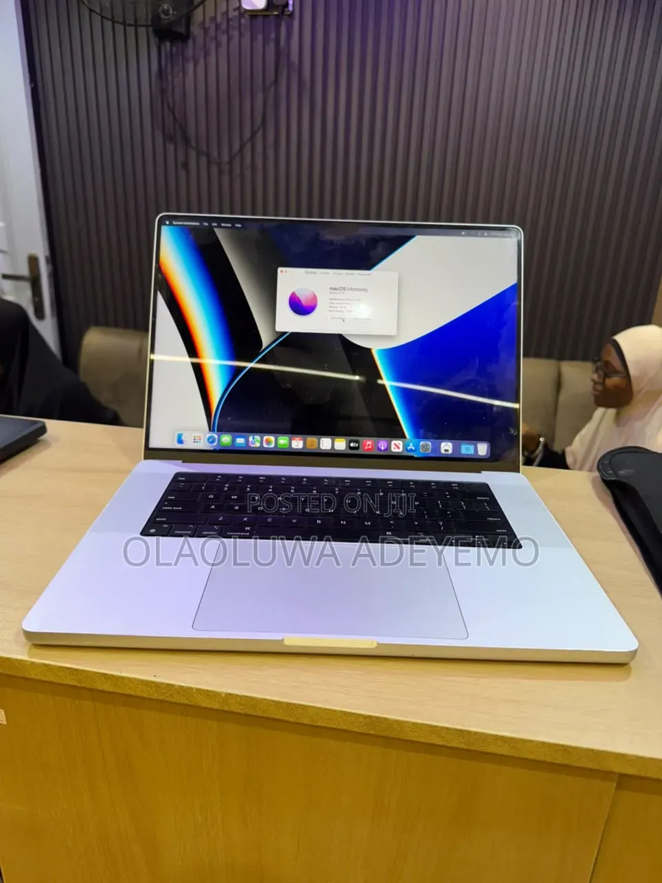 Laptop Apple MacBook Pro 2021 M1 Max 64GB Apple M1 Max SSD 1T