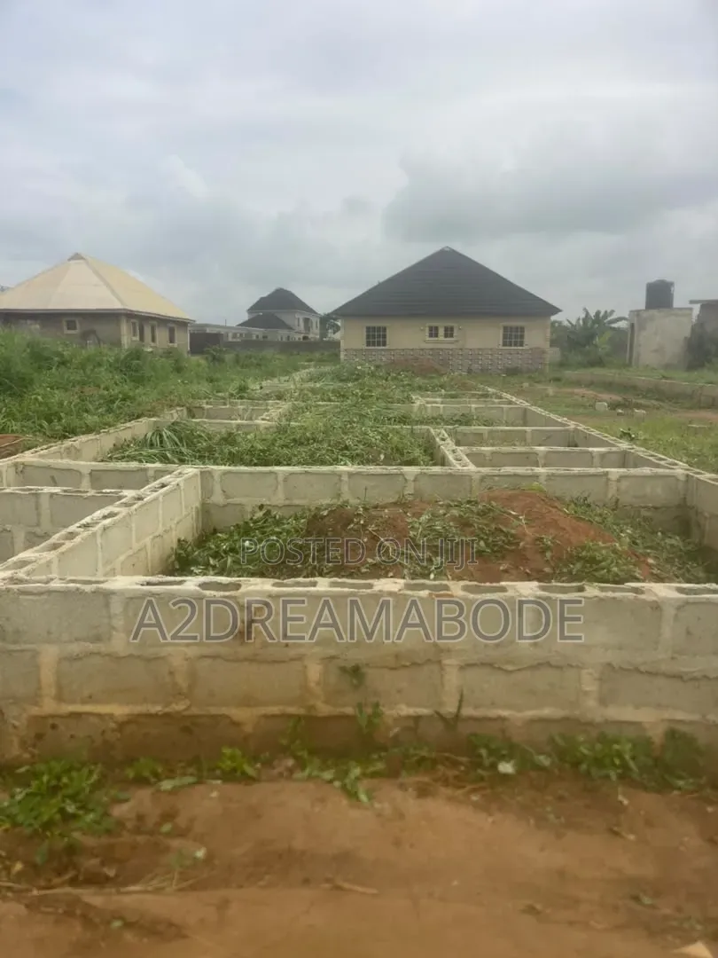 10bdrm Block of Flats in Ikorodu, Adamo for sale