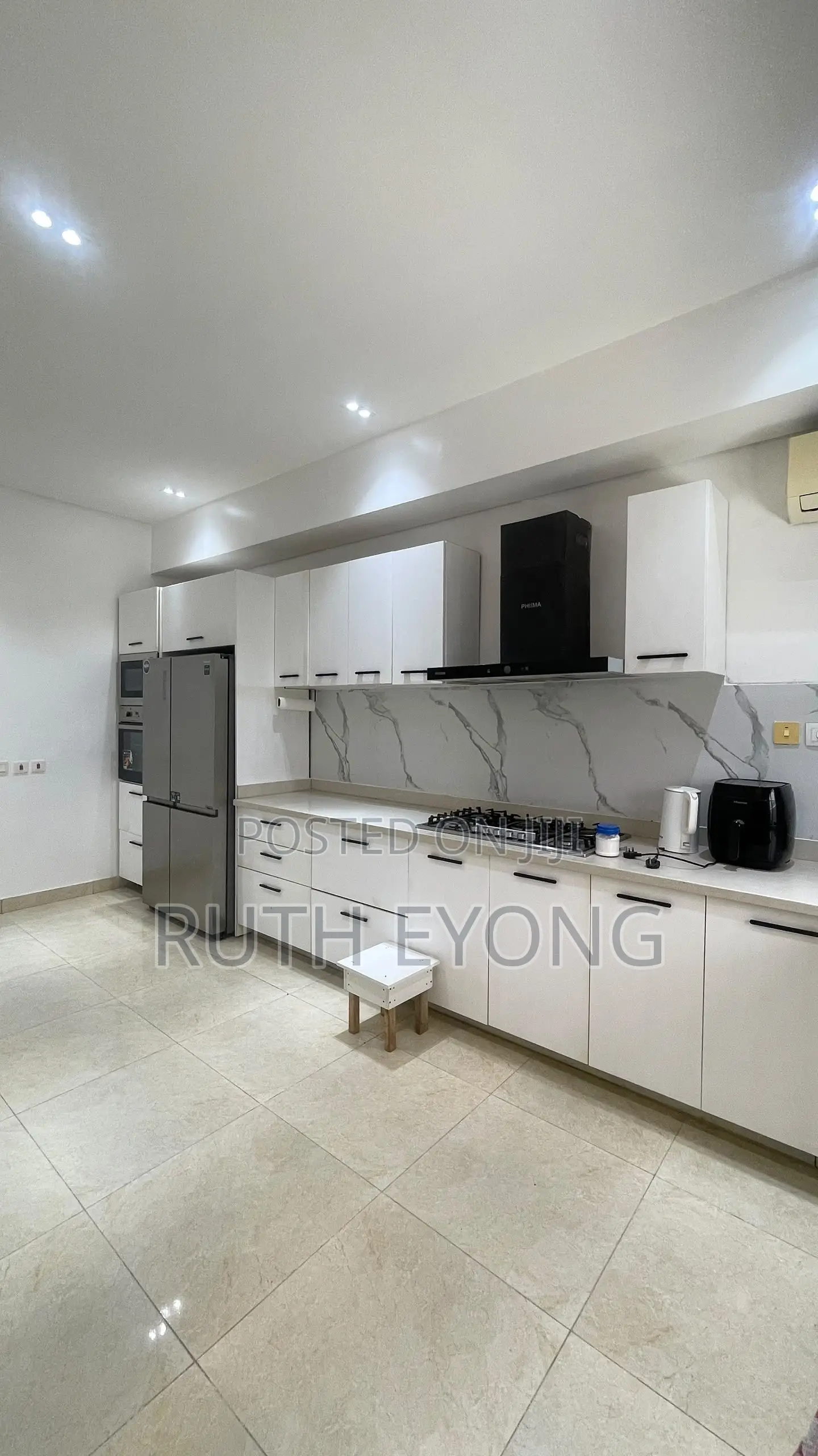 Furnished 4bdrm Duplex in Agungi for rent