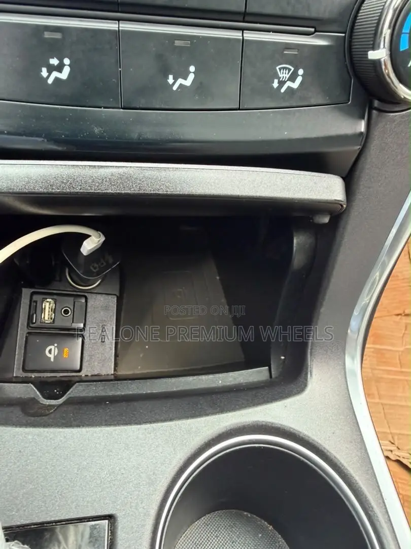 Toyota Camry 2017 Gray
